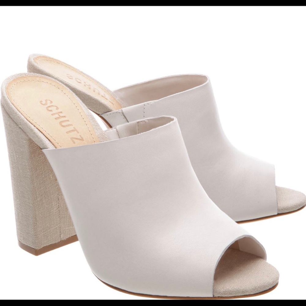 Schutz Mule- “Britty” in Pearl